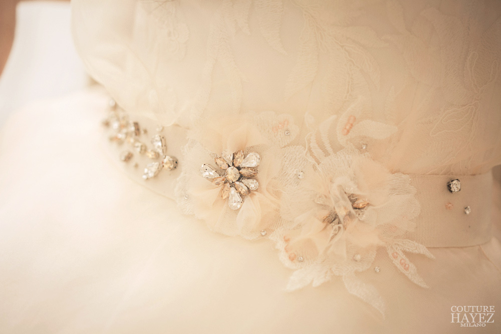Sposa rosa pesca ricamo su cintura sposa con fiori in tulle e strass