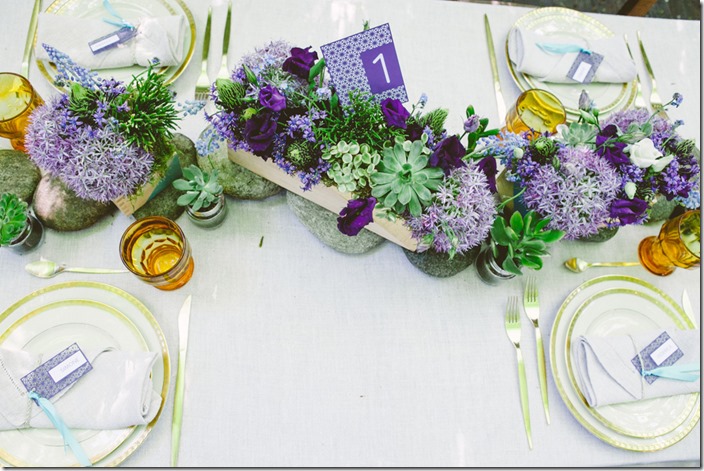 palette colori viola, fiori per matrimonio aprile, location alternativa ricevimento informale milano