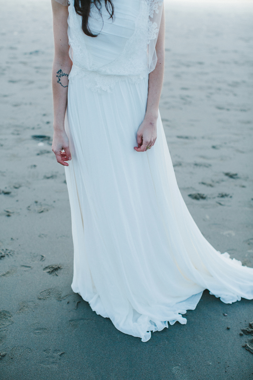 abiti sposa in spiaggia, couture hayez, abiti da sposa particolari, ocean beach wedding