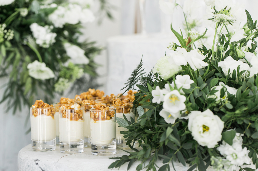 tavolo dolci, allestimento floreale green, wedding in davos