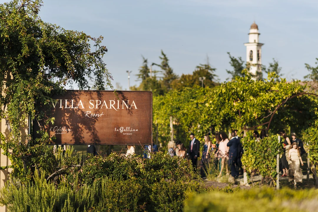 villa sparina resort entrata, location per matrimonio