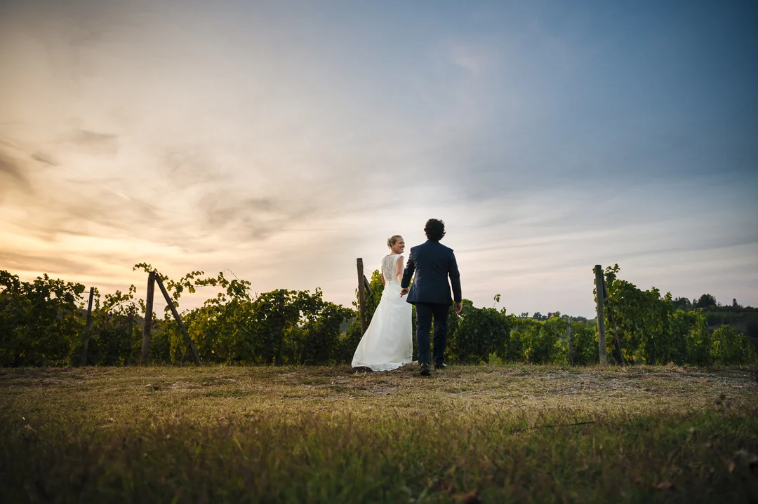 matrimonio-a-villa-sparina-tra-le-colline-del-gavi, pose fotografiche sposi