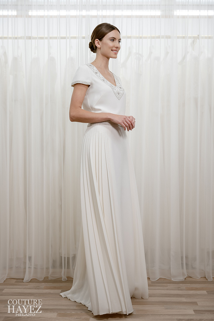 Abito da sposa con gonna a pieghe due pezzi in cady seta e ricami -
