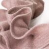 dettaglio ruche su coprispalle in lana donna elegante color cipria