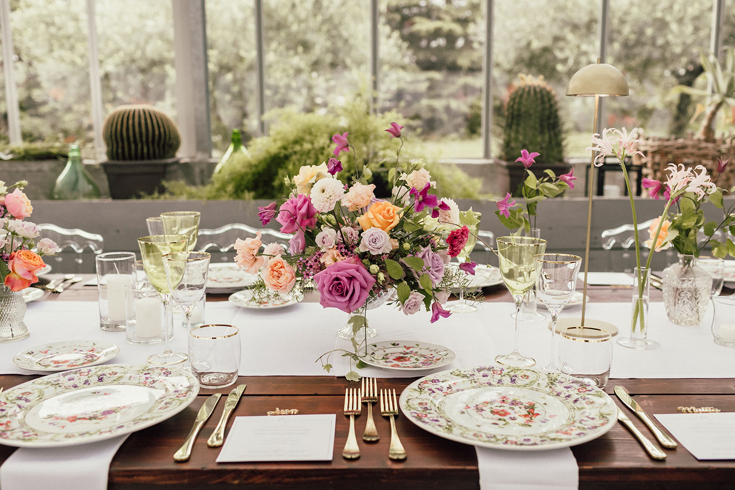 mide en place con set piatti e bicchieri versace home, allestimento tavolo imperiale , federico silvestri wedding planner, blog sposa