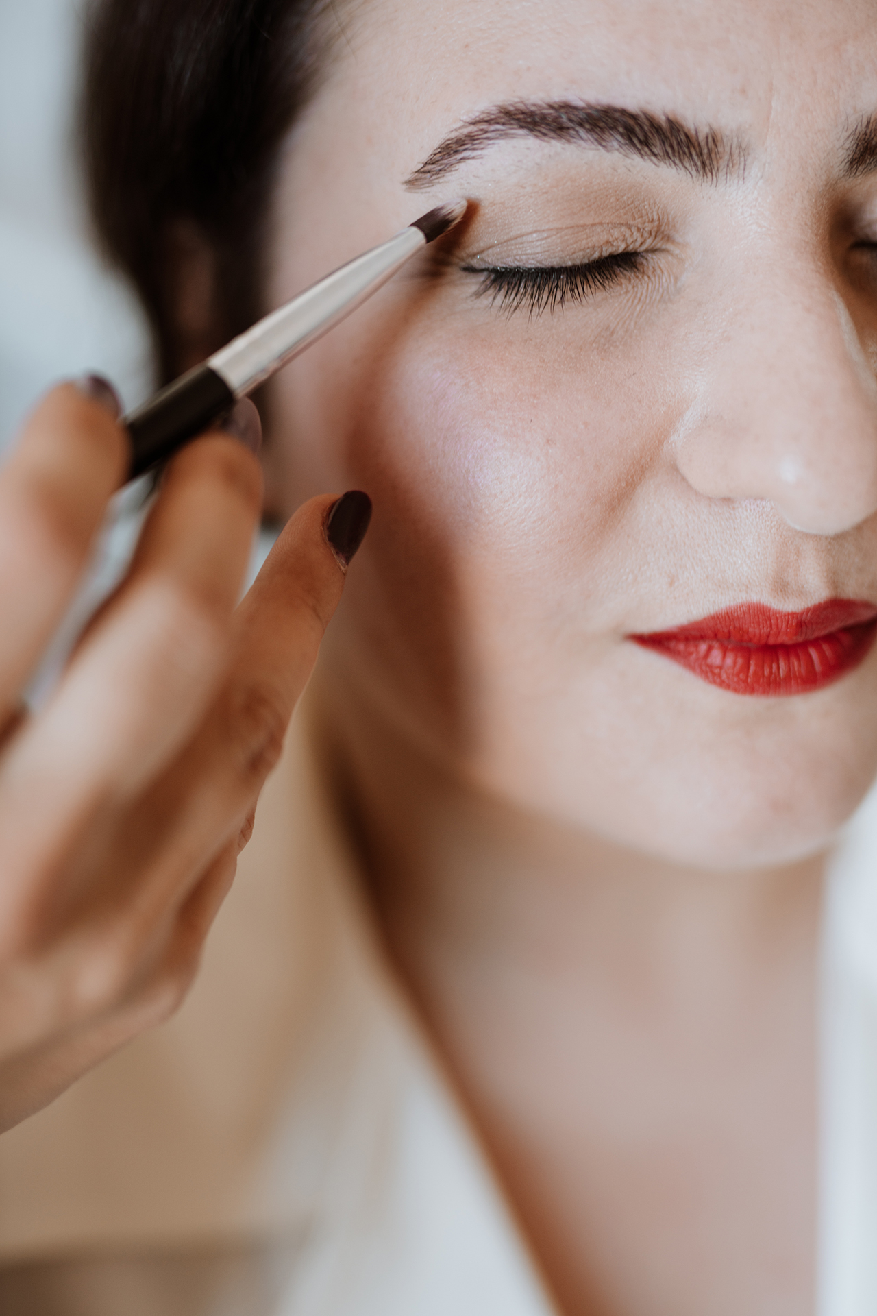 dettaglio make up sposa occhi naturale e labbra rosse