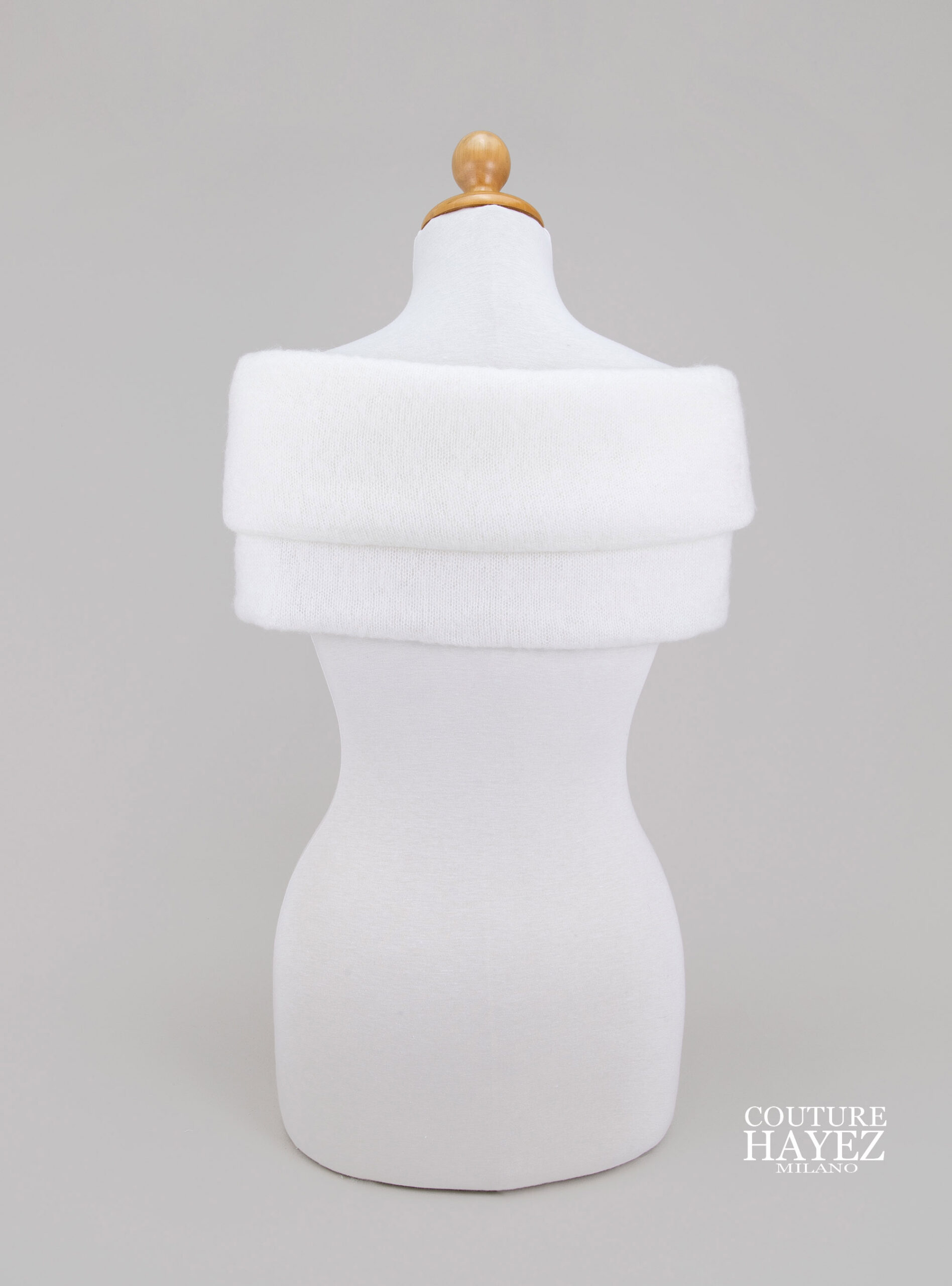 anello in maglia sposa, coprispalle eleganti sposa, idee regalo sposa 2026