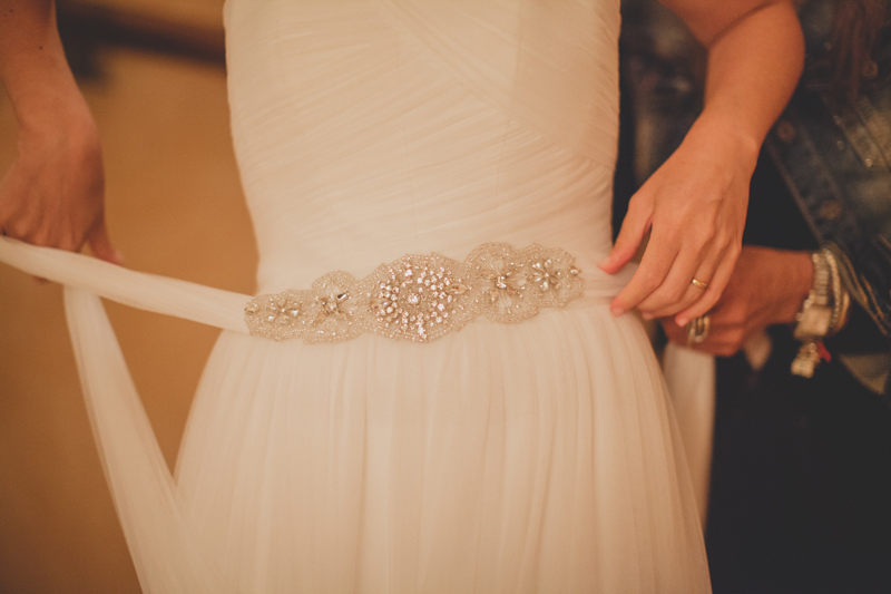 cambio look sposa con cintura gioiello idee